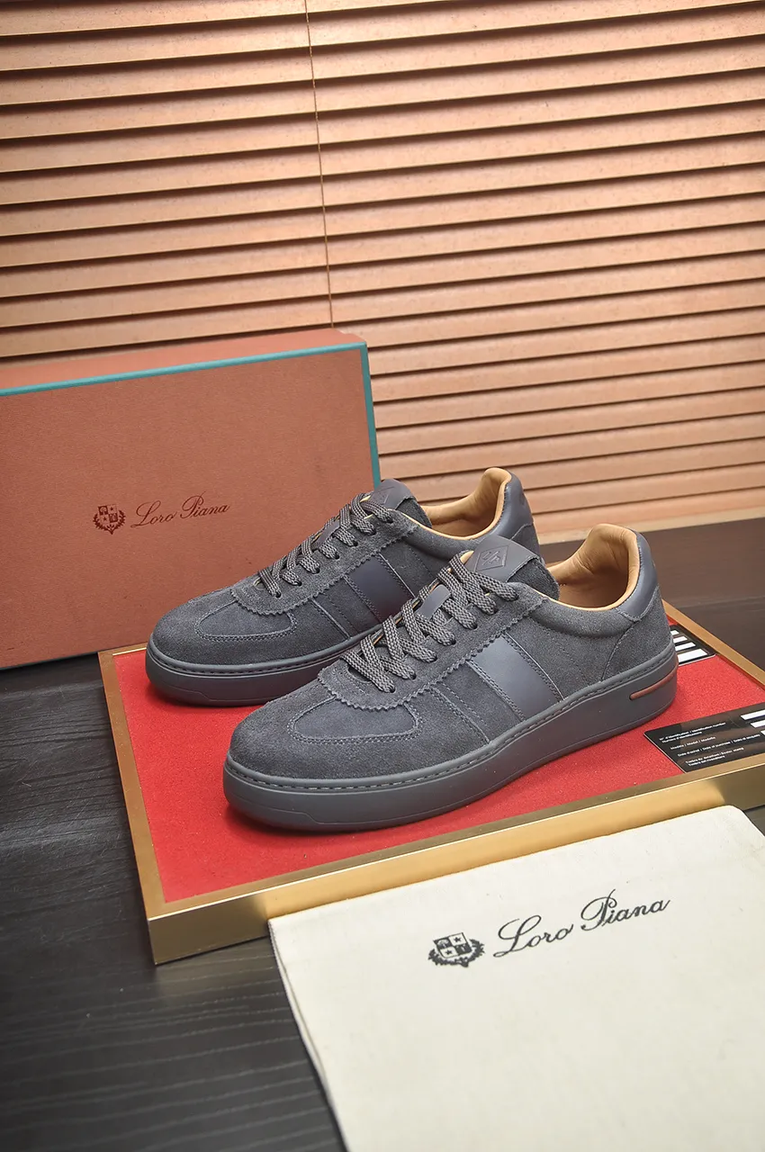 Men's men's shoes 💰580💶[𝐥𝐨𝐫𝐨 𝐏𝐢𝐚𝐧𝐚] lp classic loafers, an Italian treasure brand, the only brand that can match Hermès! Only after wearing it do we realize that we cannot let down our feet. The upper is imported cashmere, the lining of water-dyed cowhide ➕ the cowhide feet, the official original glass rubber outsole, and the pendant. Exclusive original packaging (tag ➕ brand paper ➕ outer box ➕ hand bag) code number: 38-46 (45 46 customized)